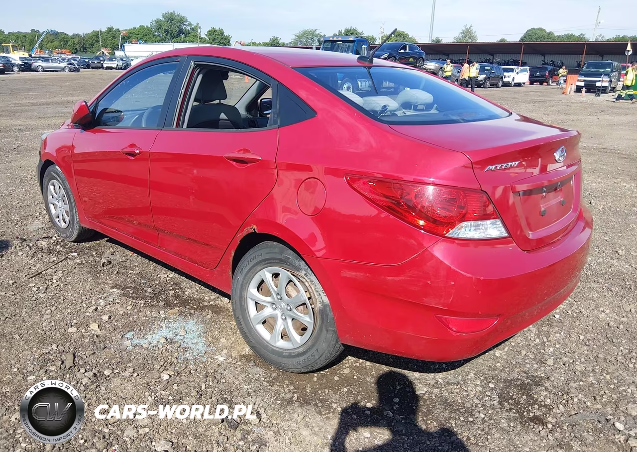 2013 Hyundai Accent Gls VIN:KMHCT4AE0DU518156 - 3