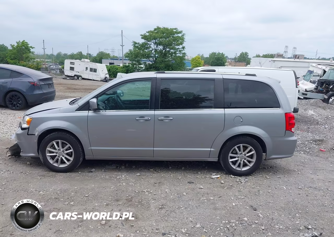 2018 Dodge Grand Caravan Sxt VIN:2C4RDGCG7JR325751 - 14