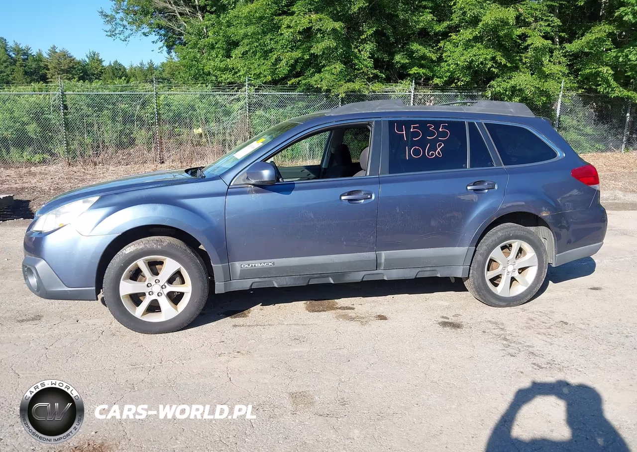 2014 Subaru Outback 2.5I Premium VIN:4S4BRBCC0E3204900 - 14