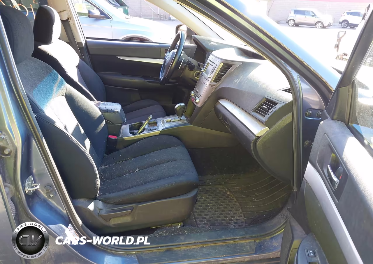 2014 Subaru Outback 2.5I Premium VIN:4S4BRBCC0E3204900 - 5