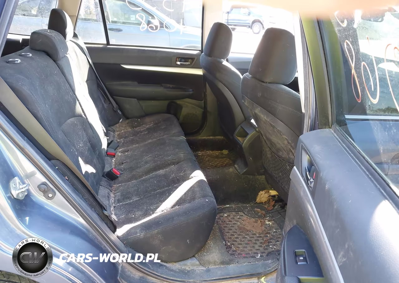 2014 Subaru Outback 2.5I Premium VIN:4S4BRBCC0E3204900 - 8