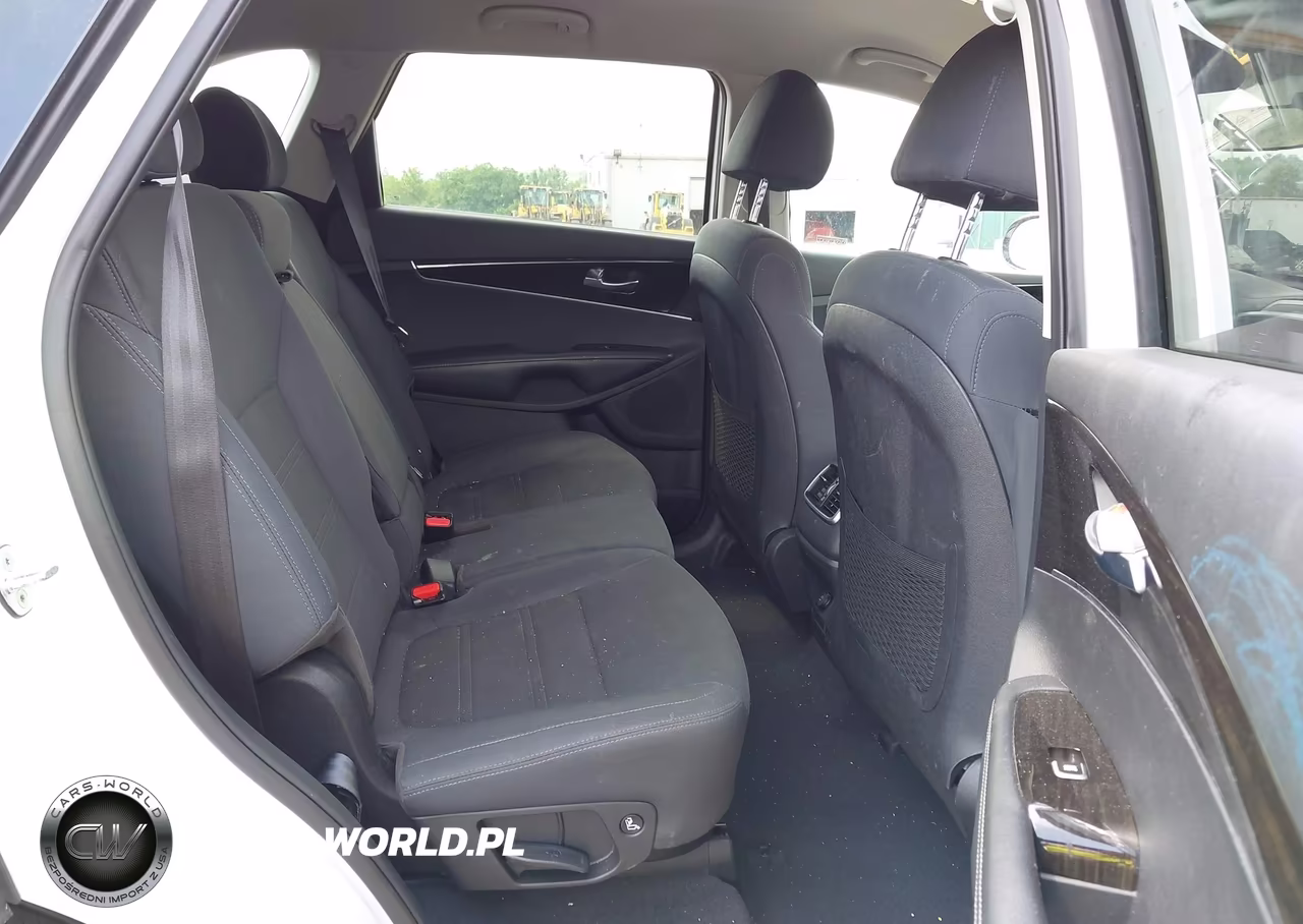 2020 Kia Sorento 2.4L Lx VIN:5XYPGDA37LG661078 - 8