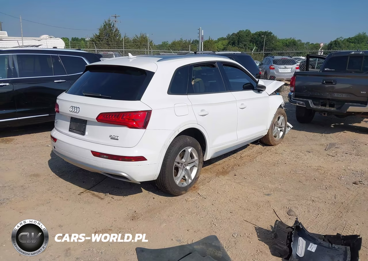 2018 Audi Q5 2.0T Premium-2.0T Tech Premium VIN:WA1ANAFY1J2177858 - 4