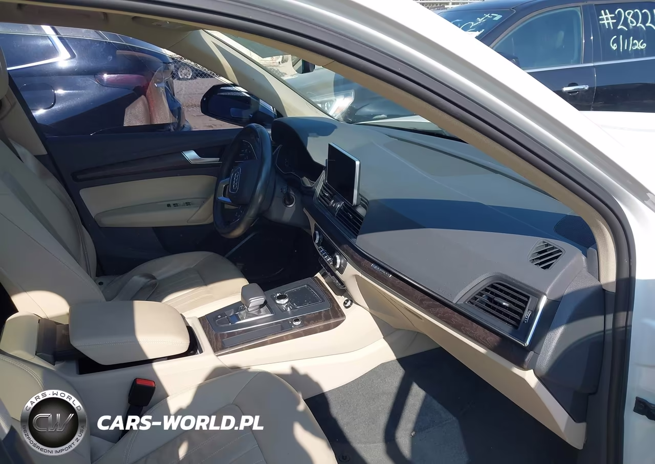 2018 Audi Q5 2.0T Premium-2.0T Tech Premium VIN:WA1ANAFY1J2177858 - 5