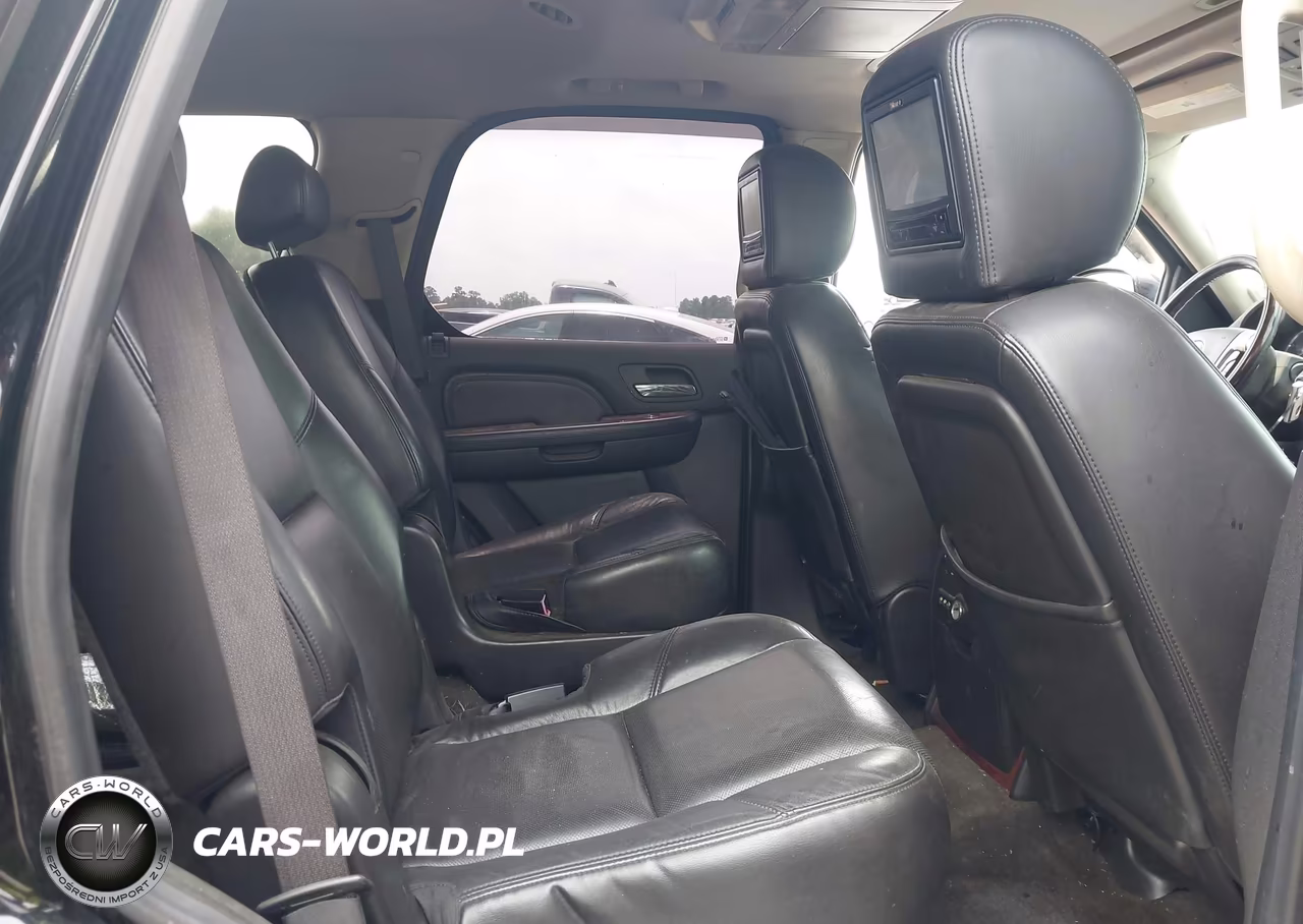 2008 Cadillac Escalade Standard VIN:1GYFK63808R125137 - 8
