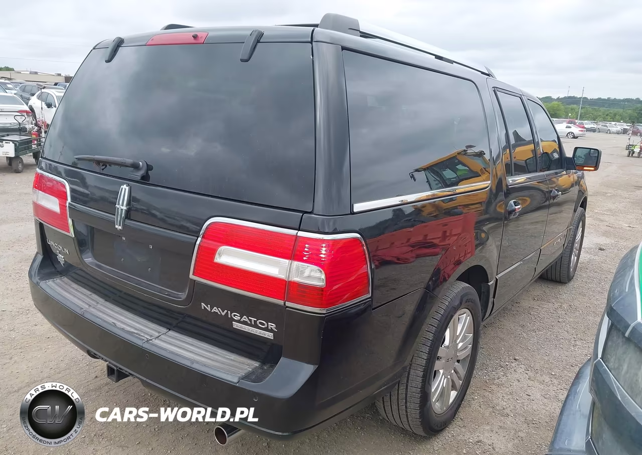 2014 Lincoln Navigator L VIN:5LMJJ3H51EEL03407 - 4