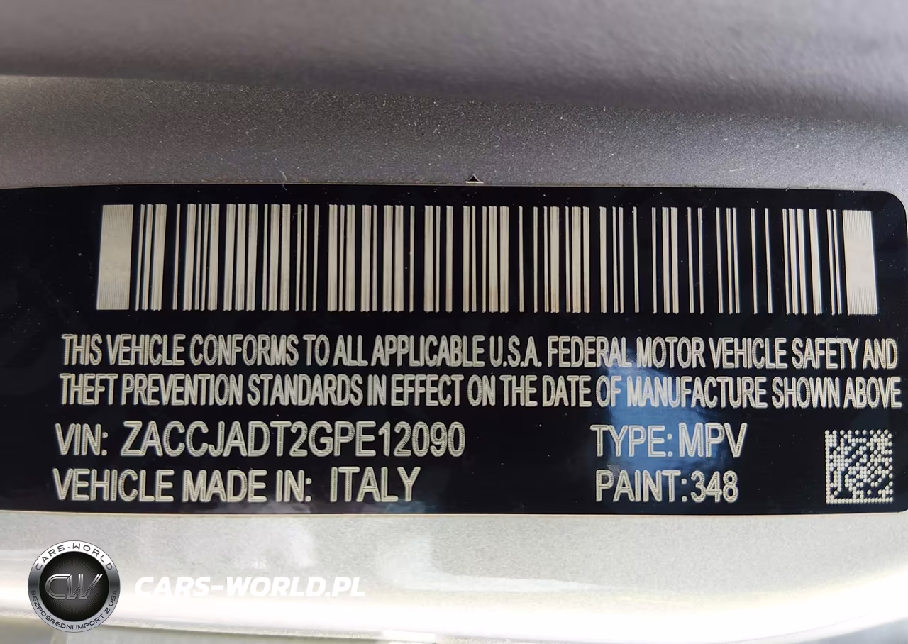 2016 Jeep Renegade Limited VIN:ZACCJADT2GPE12090 - 9