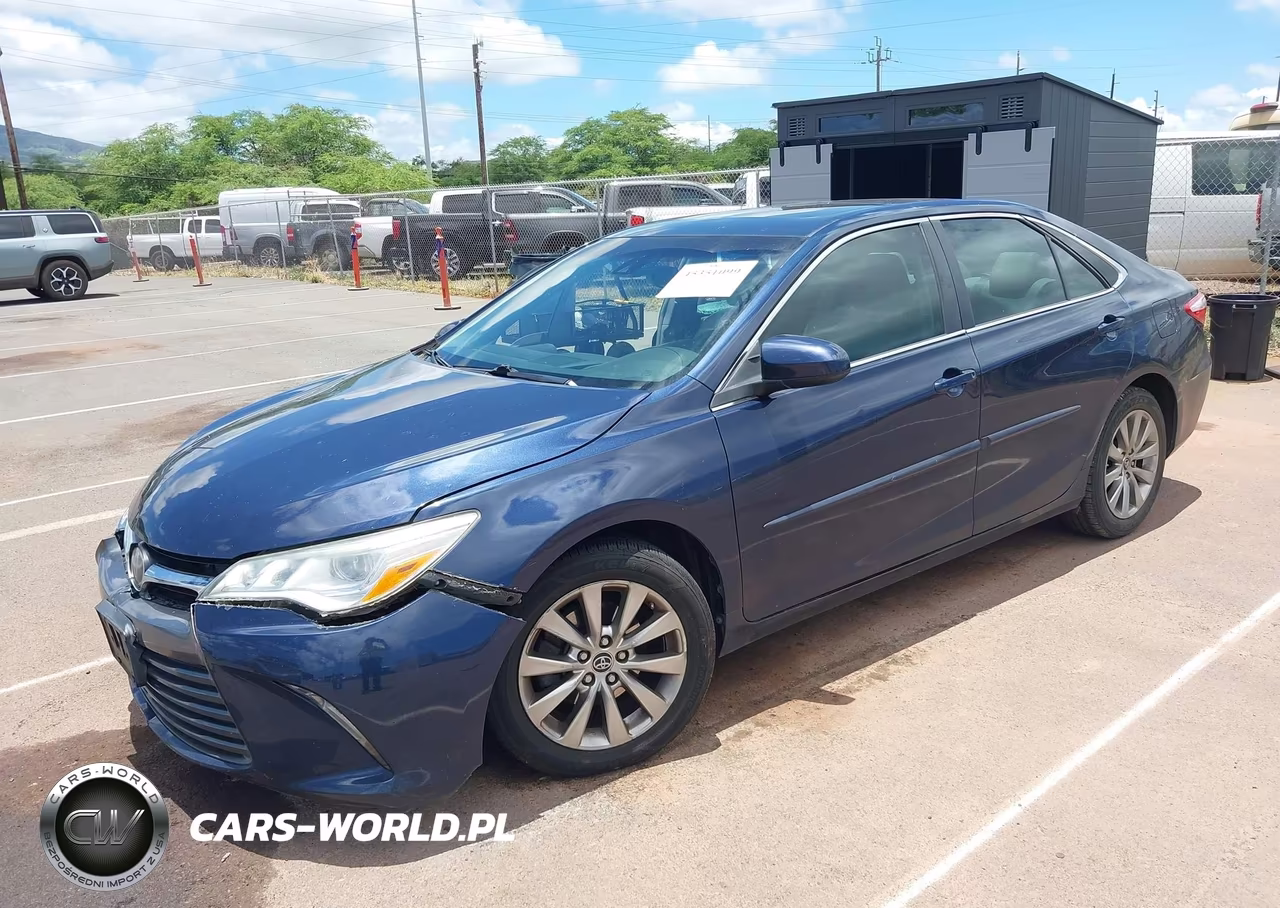 2015 Toyota Camry Xle V6 VIN:4T1BK1FK2FU565591 - 2