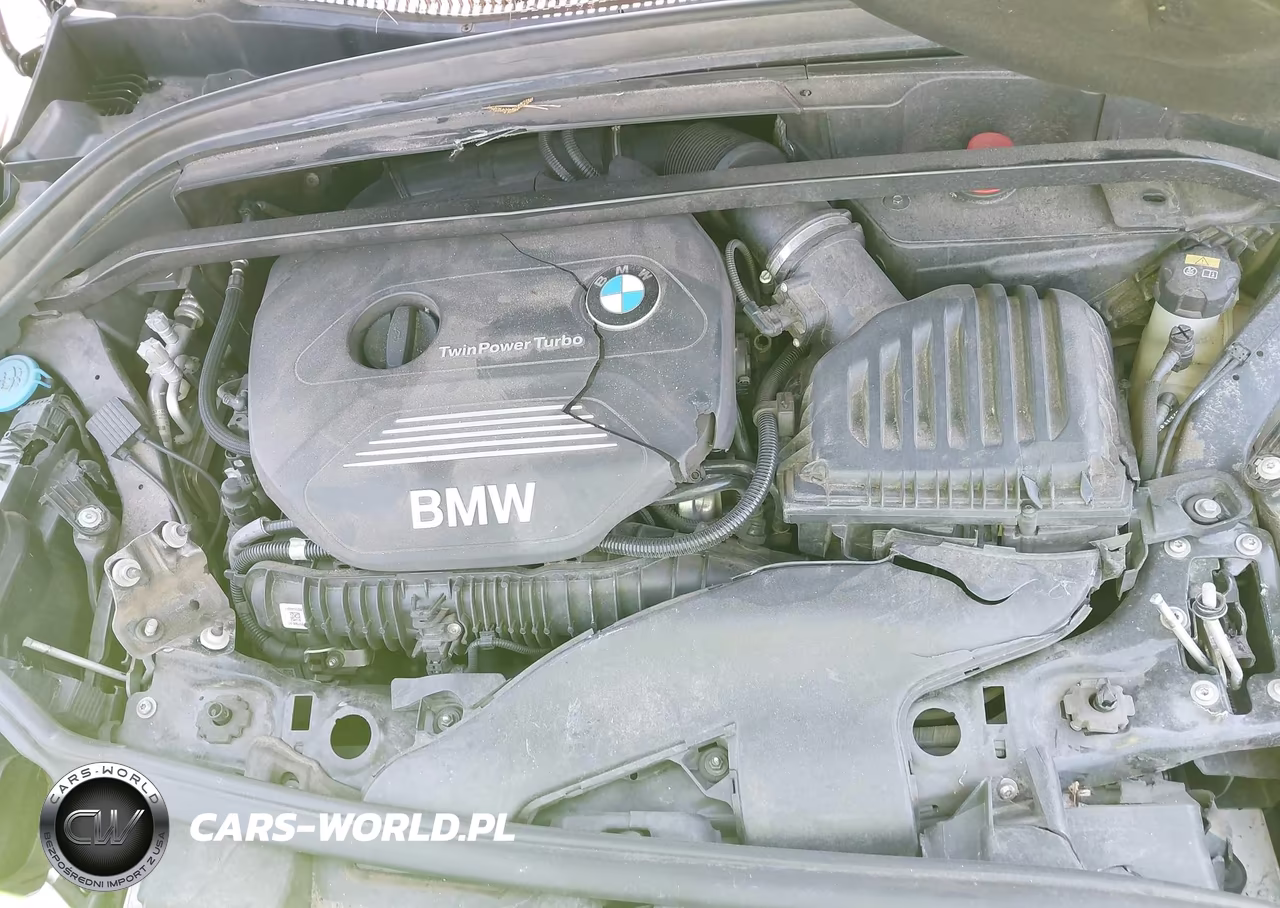 2017 BMW X1 Sdrive28I VIN:WBXHU7C38H5H36422 - 10