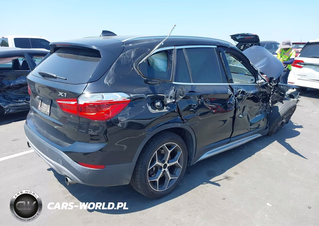 2017 BMW X1 Sdrive28I VIN:WBXHU7C38H5H36422 - 4