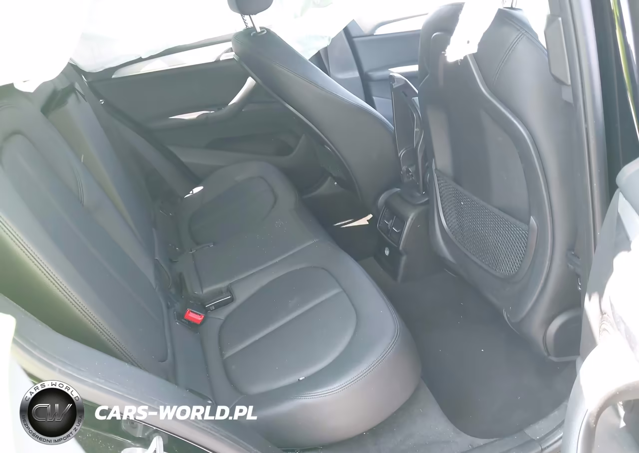 2017 BMW X1 Sdrive28I VIN:WBXHU7C38H5H36422 - 8
