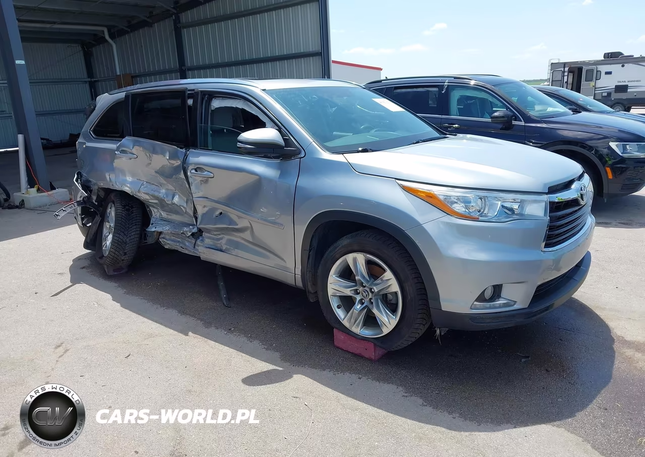 2016 Toyota Highlander Limited V6 – zdjęcie 1 z 17