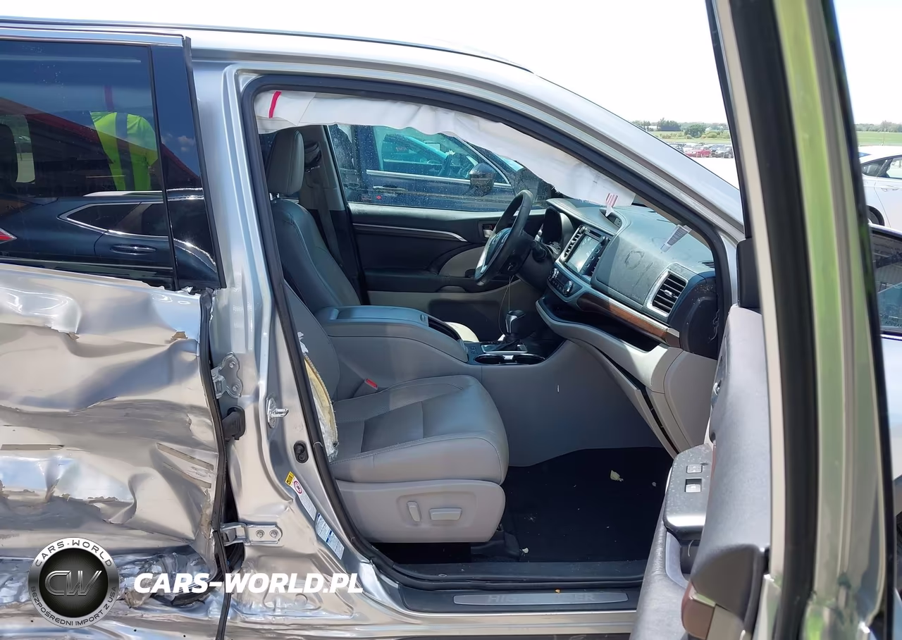 2016 Toyota Highlander Limited V6 VIN:5TDDKRFH2GS248464 - 5