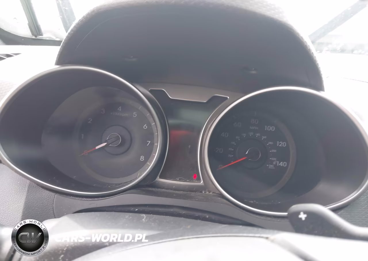 2017 Hyundai Veloster Value Edition VIN:KMHTC6AD3HU317800 - 7