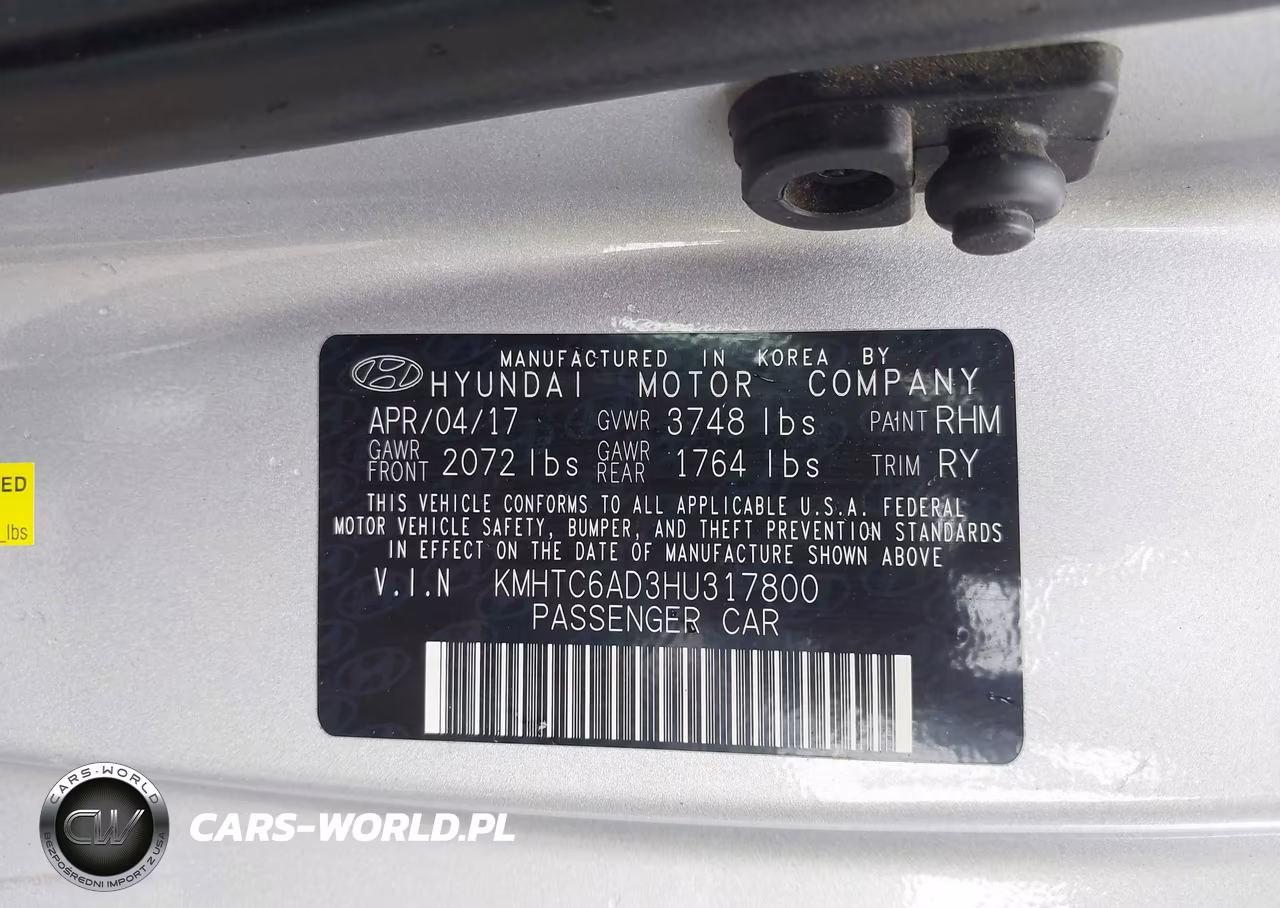 2017 Hyundai Veloster Value Edition VIN:KMHTC6AD3HU317800 - 9