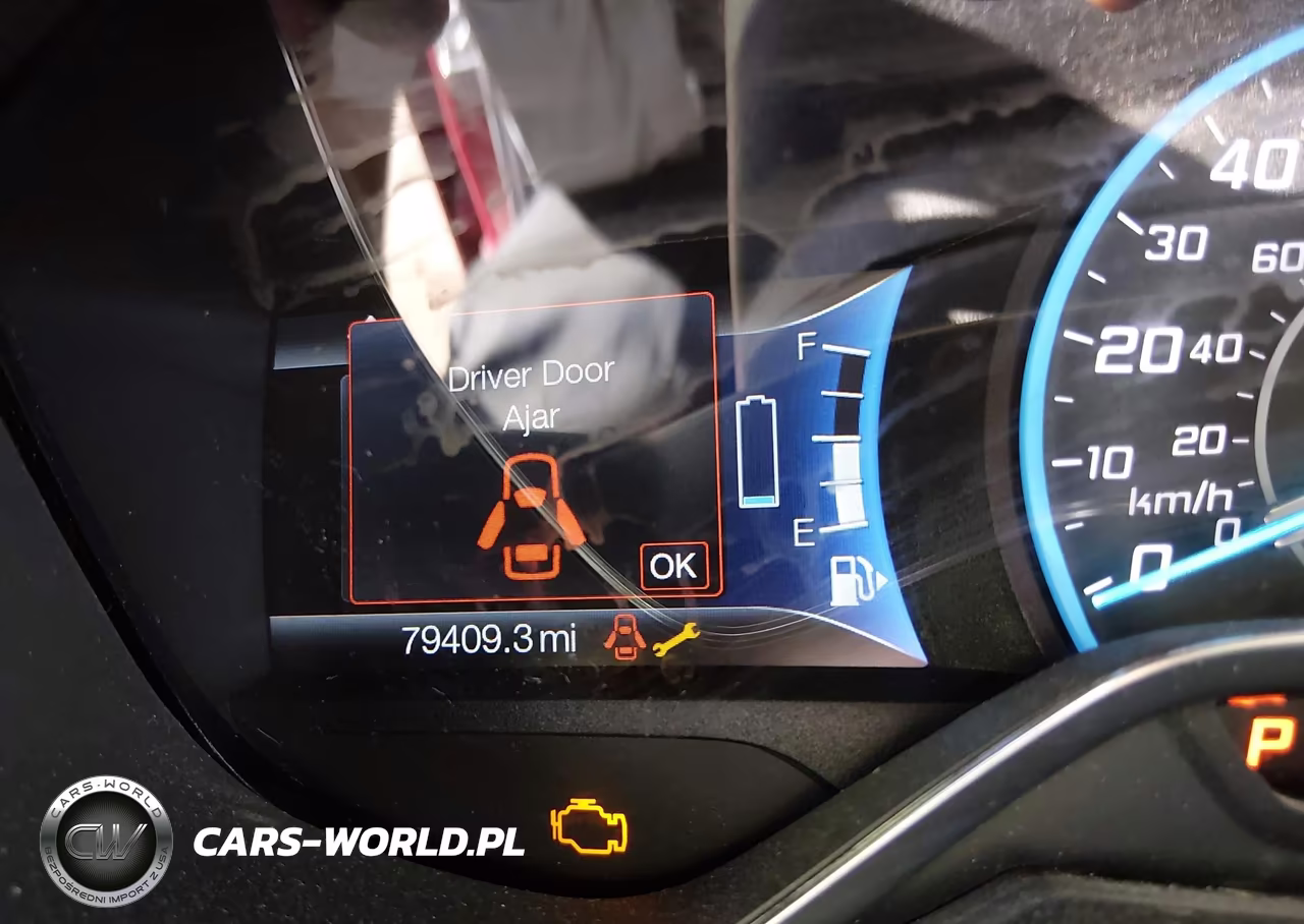 2017 Ford C-Max Energi Titanium VIN:1FADP5FU5HL110384 - 14