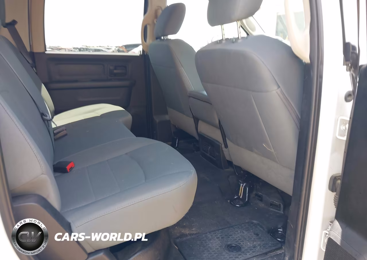 2017 Ram 3500 Tradesman 4X4 8' Box VIN:3C63R3GL8HG712775 - 8