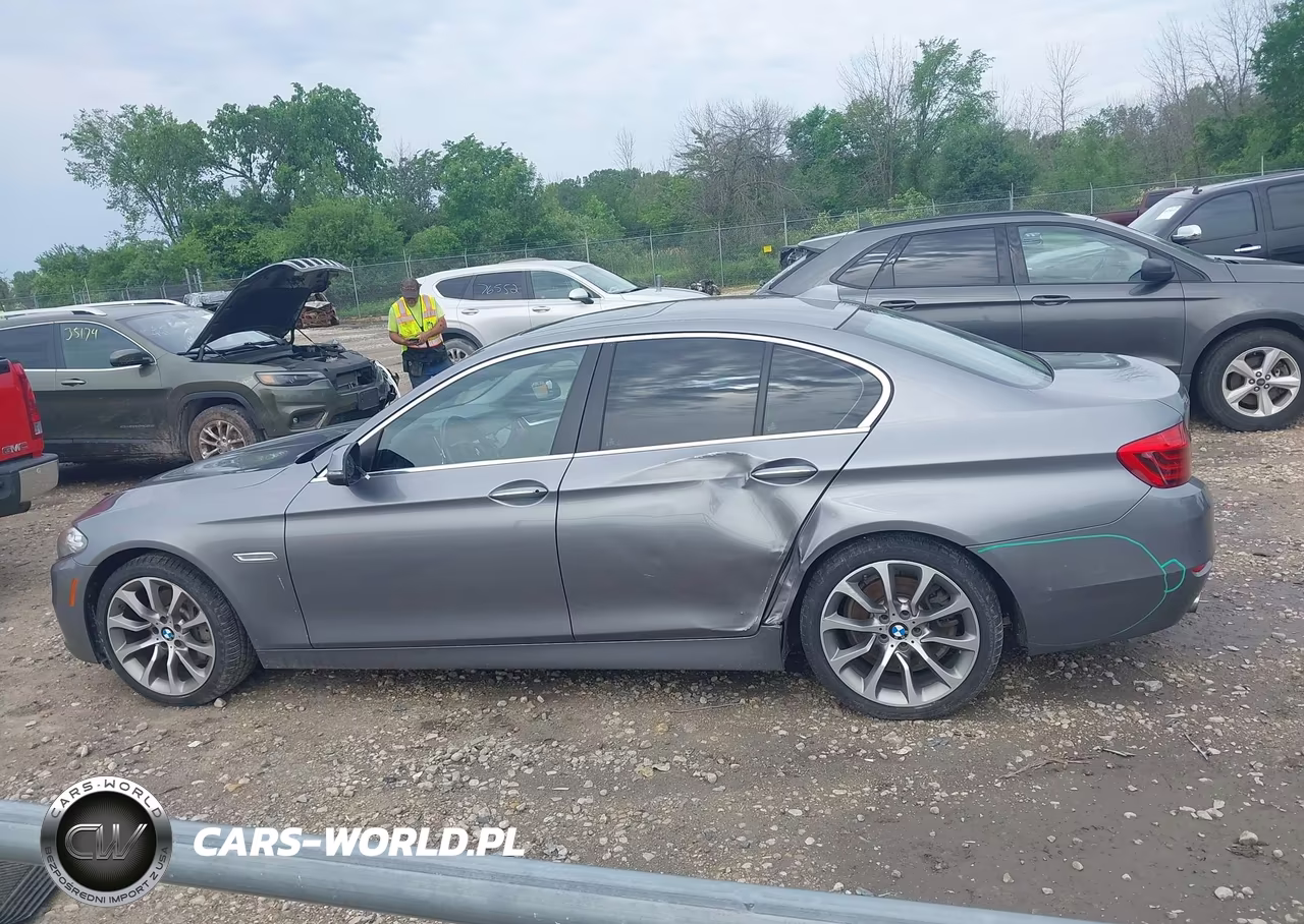 2016 BMW 535I xDrive VIN:WBA5B3C50GD549738 - 14