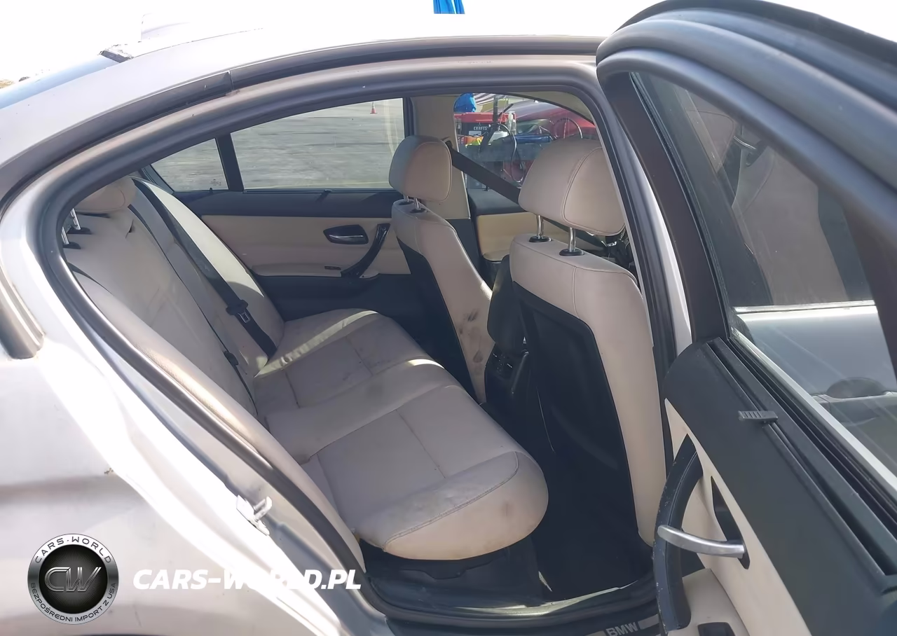 2011 BMW 328I VIN:WBAPH7G52BNN05252 - 8