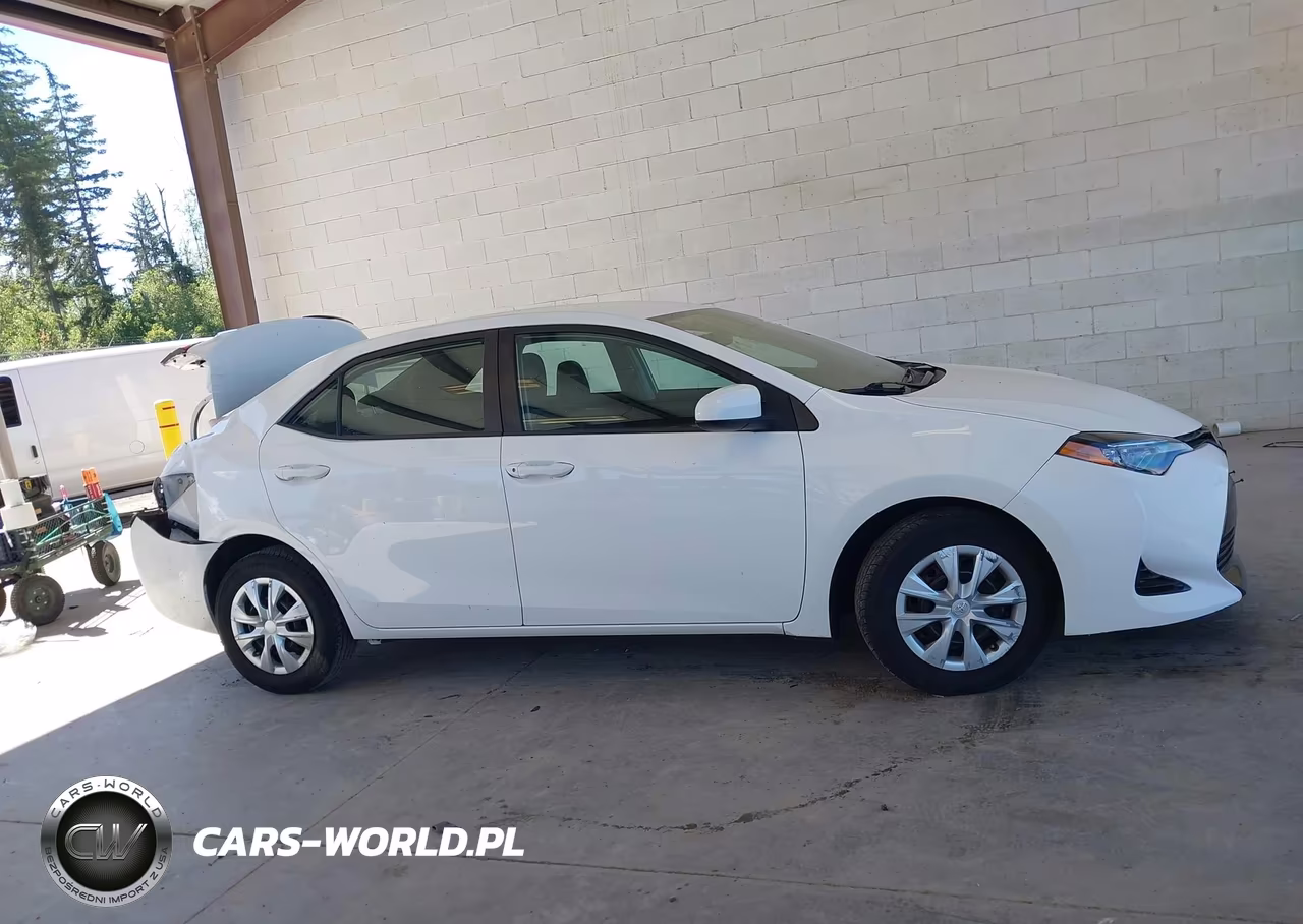 2017 Toyota Corolla L VIN:2T1BURHE5HC853108 - 13