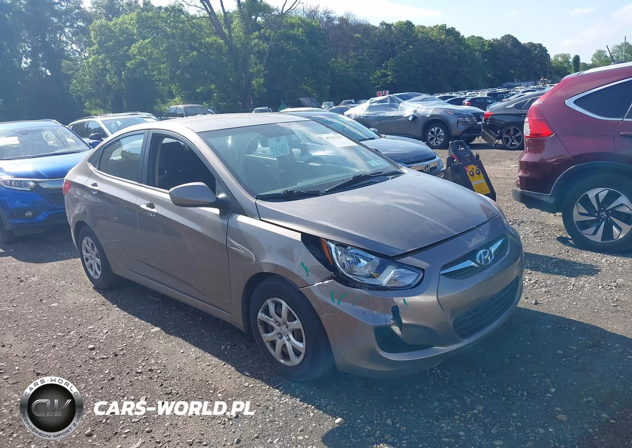 2013 Hyundai Accent Gls