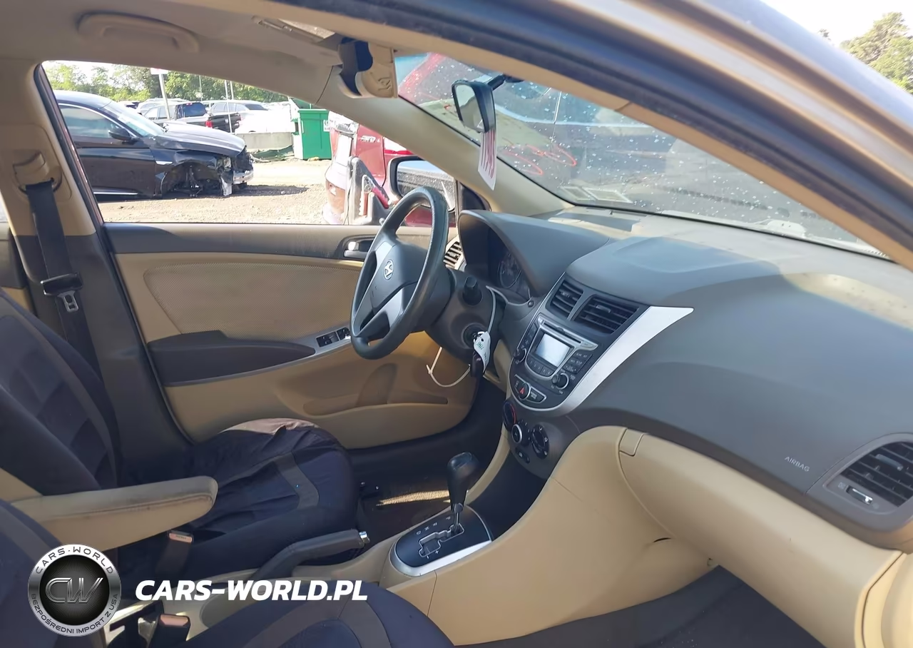 2013 Hyundai Accent Gls VIN:KMHCT4AE9DU569686 - 5