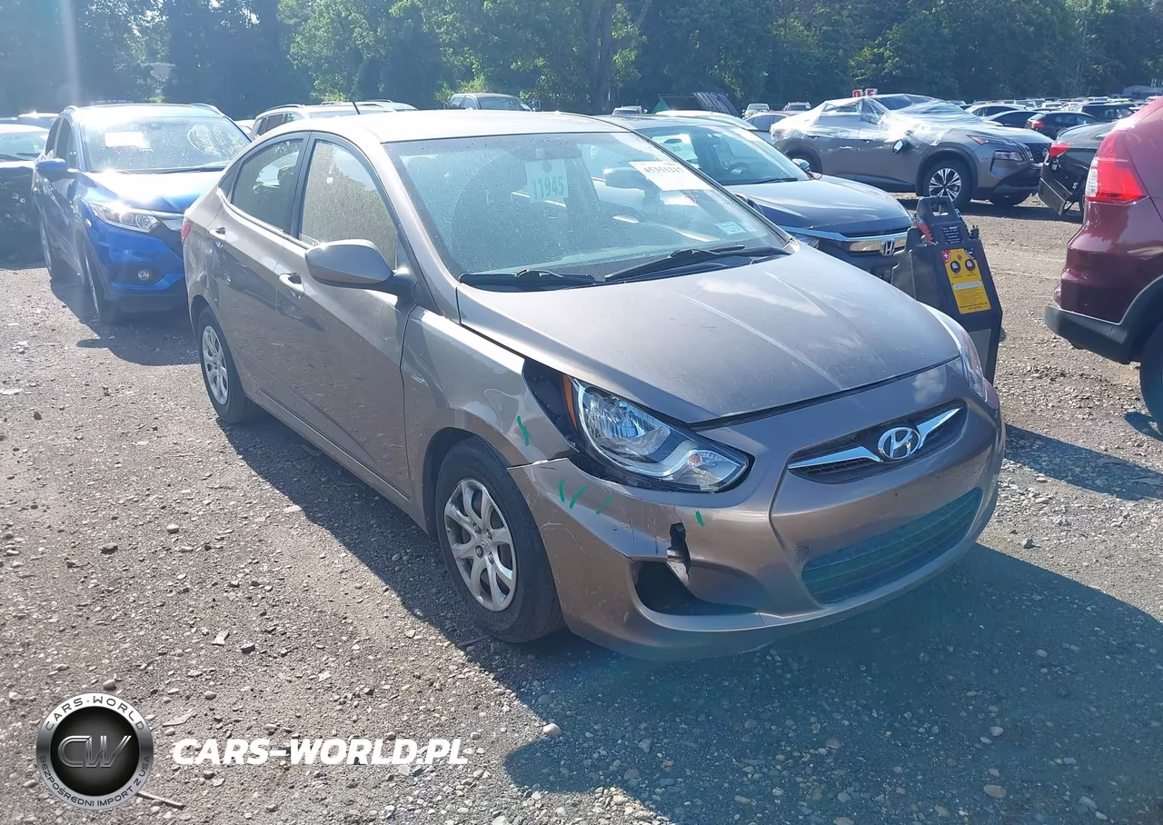 2013 Hyundai Accent Gls VIN:KMHCT4AE9DU569686 - 6