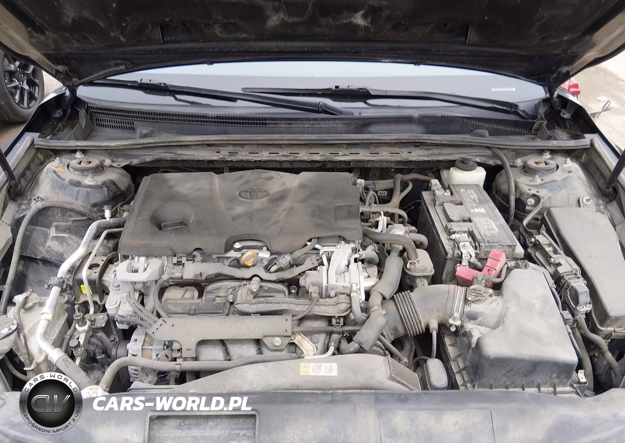 2018 Toyota Camry Le VIN:4T1B11HK6JU668764 - 10