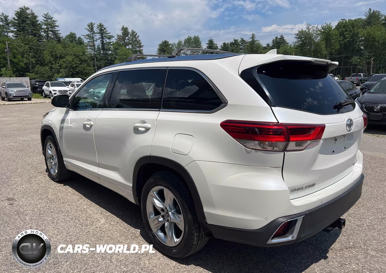 2018 Toyota Highlander Limited VIN:5TDDZRFH2JS908604 - 3