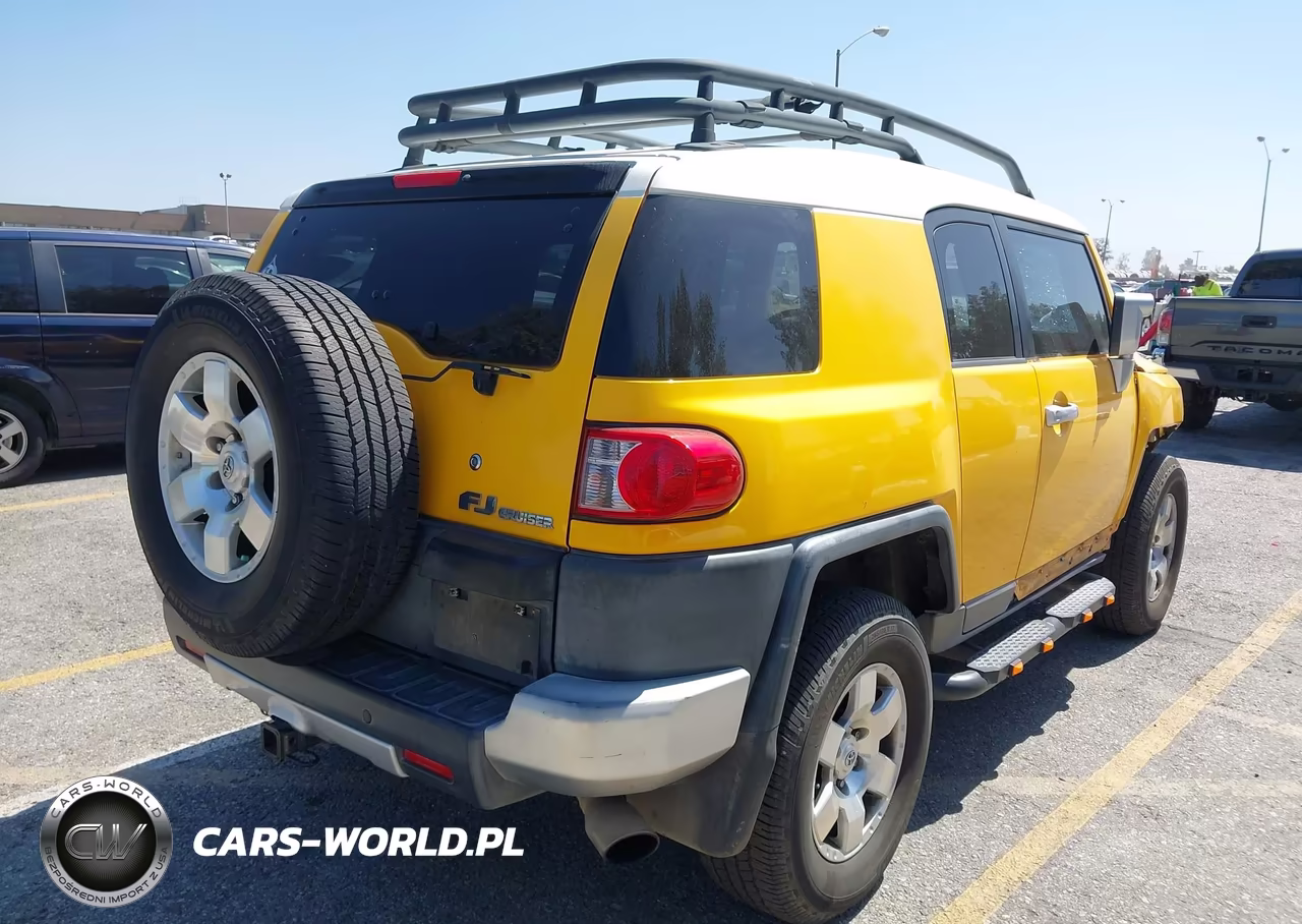 2007 Toyota Fj Cruiser VIN:JTEBU11FX70024253 - 4