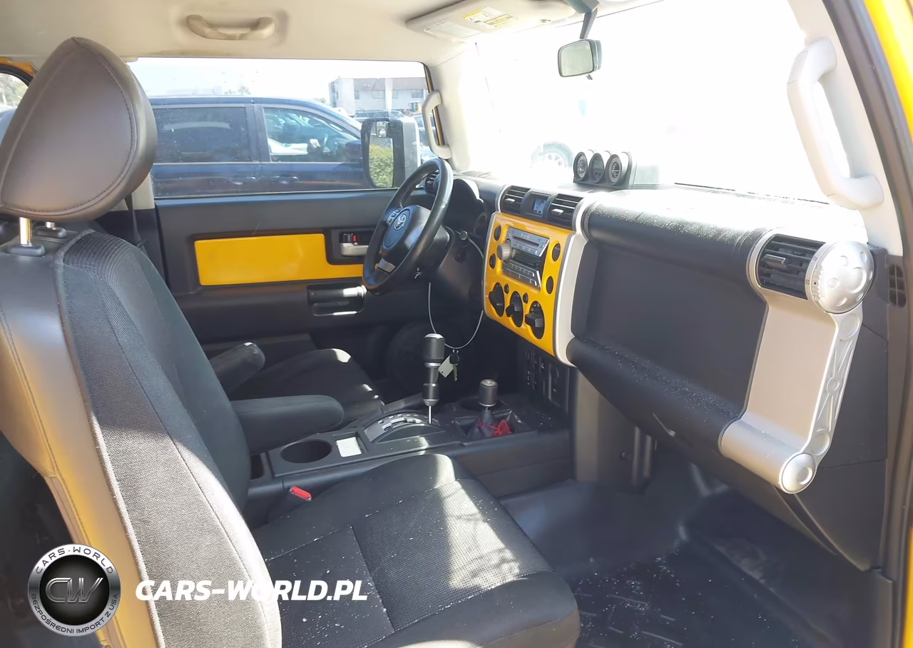 2007 Toyota Fj Cruiser VIN:JTEBU11FX70024253 - 5