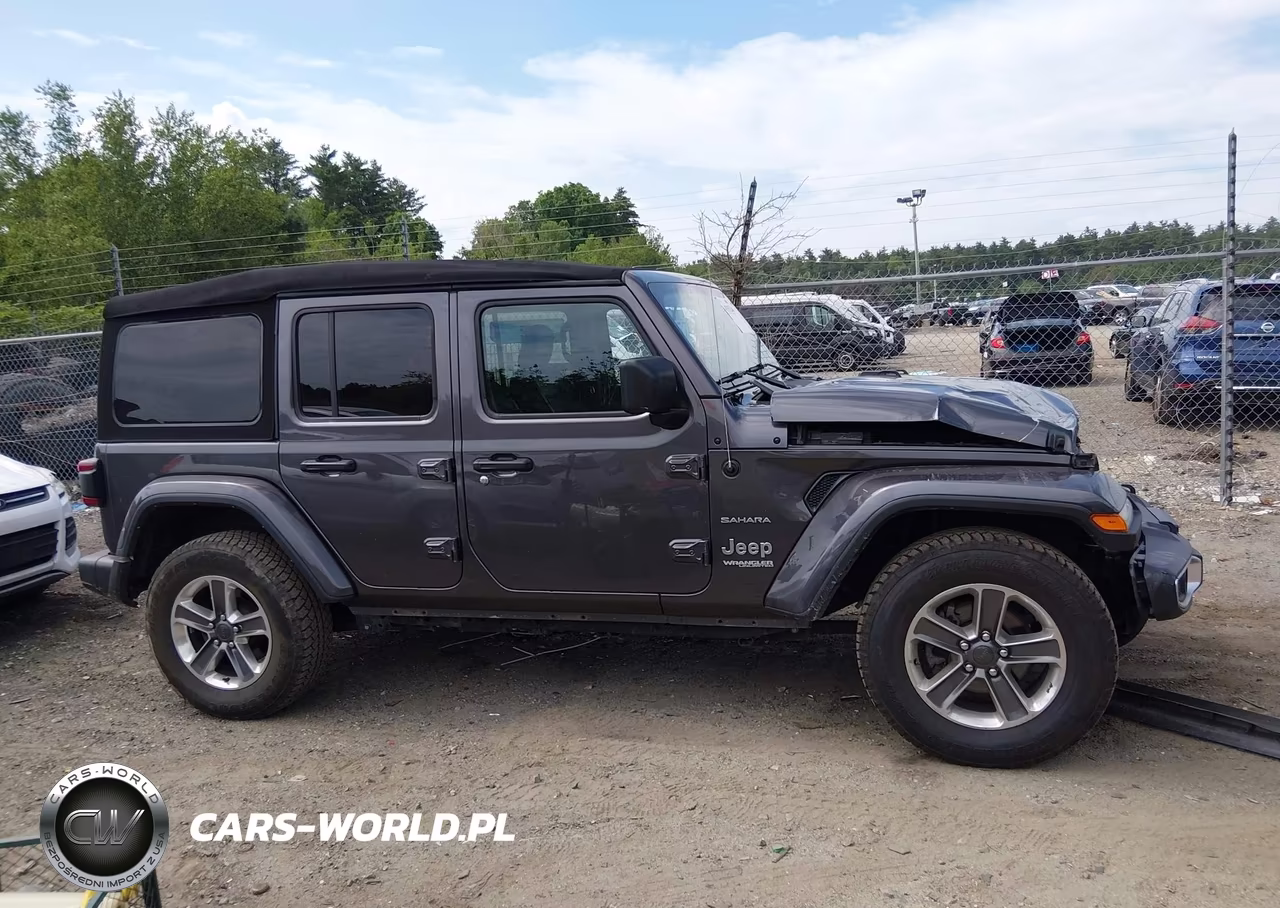 2021 Jeep Wrangler Unlimited Sahara 4X4 VIN:1C4HJXEG5MW703160 - 14