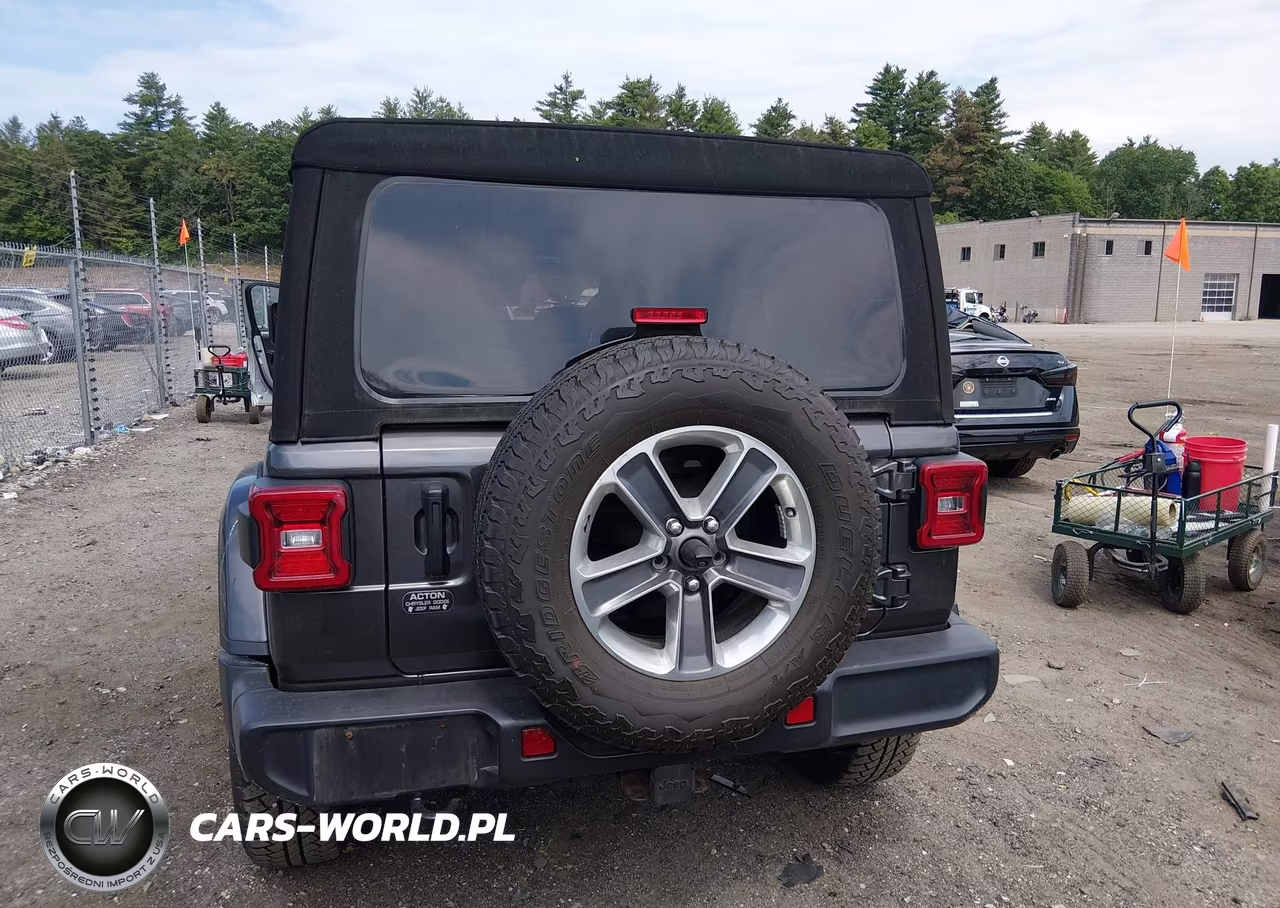 2021 Jeep Wrangler Unlimited Sahara 4X4 VIN:1C4HJXEG5MW703160 - 17