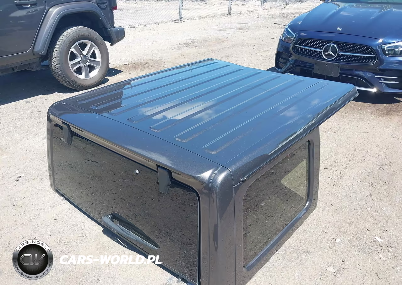 2021 Jeep Wrangler Unlimited Sahara 4X4 VIN:1C4HJXEG5MW703160 - 21