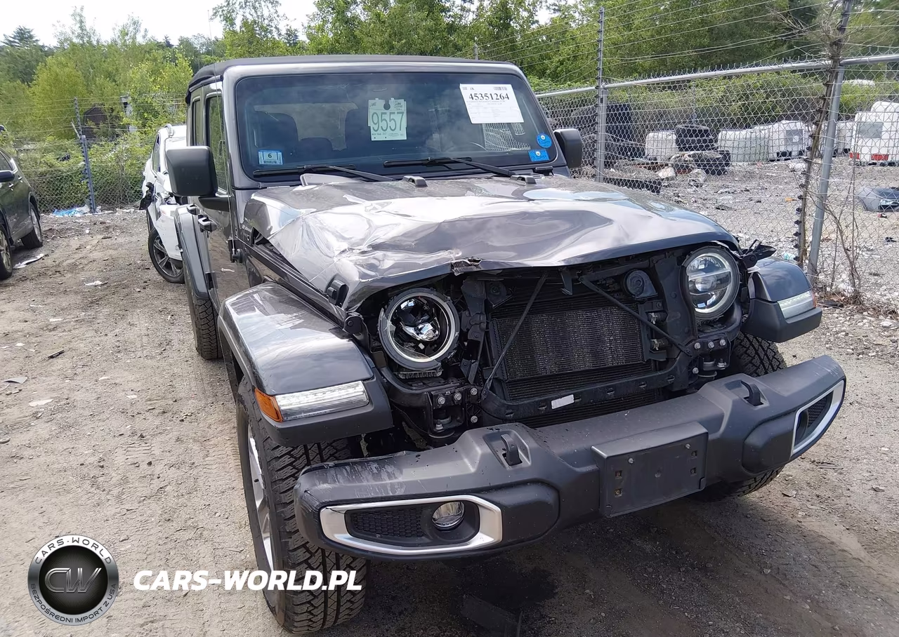 2021 Jeep Wrangler Unlimited Sahara 4X4 VIN:1C4HJXEG5MW703160 - 6