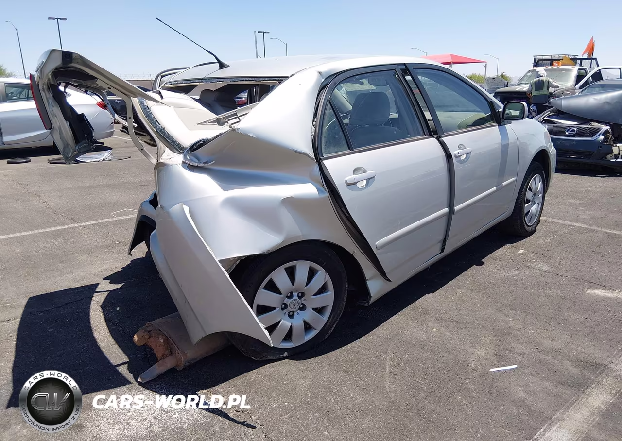 2004 Toyota Corolla Le VIN:JTDBR32E042020607 - 4