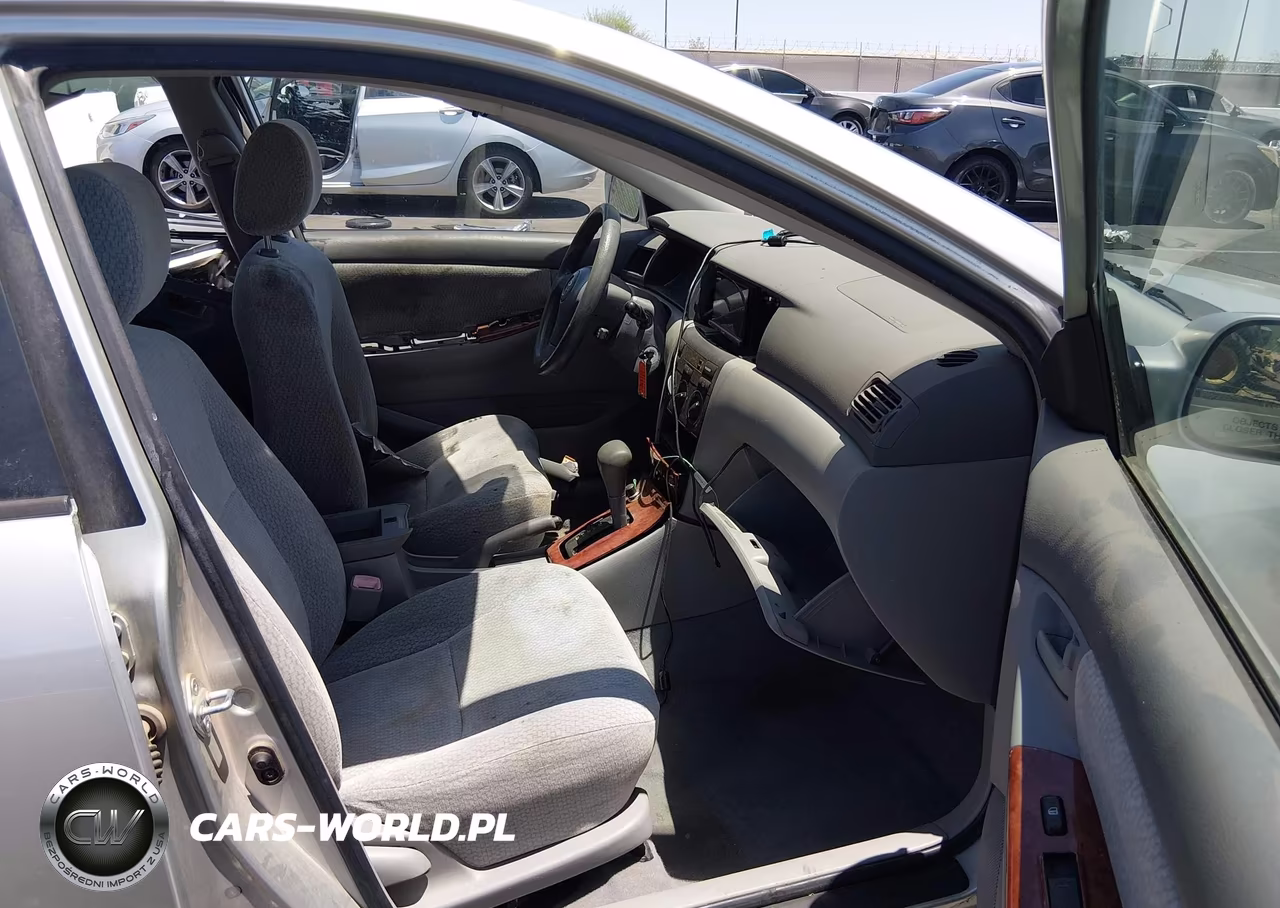 2004 Toyota Corolla Le VIN:JTDBR32E042020607 - 5