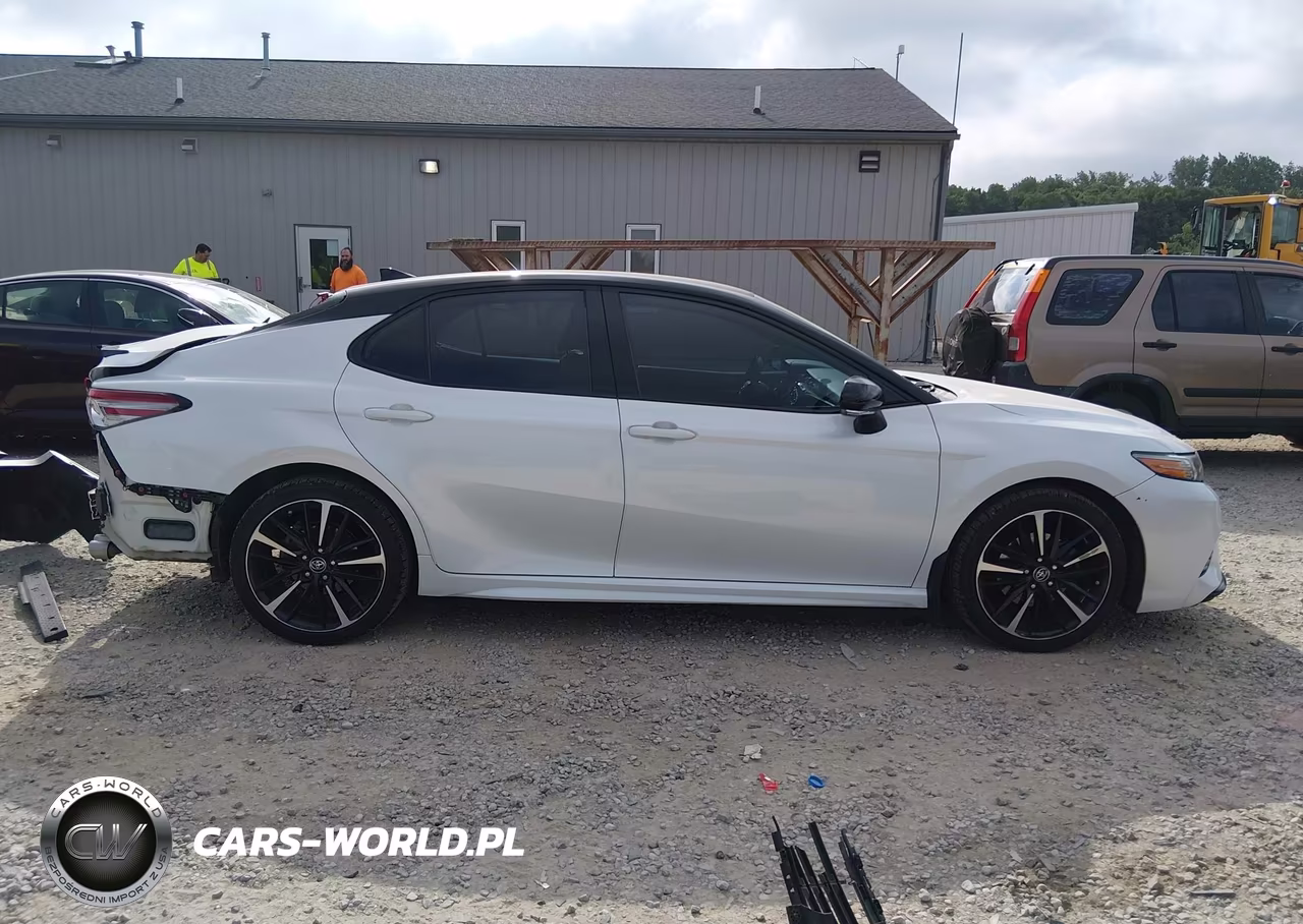2019 Toyota Camry Xse VIN:4T1B61HK5KU281884 - 13