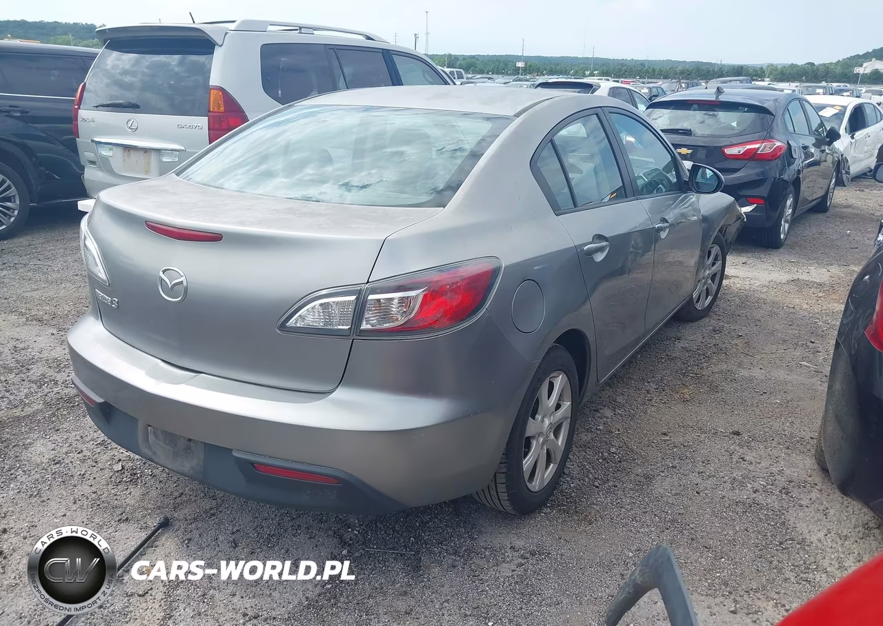 2010 Mazda Mazda3 I Touring VIN:JM1BL1SG2A1247743 - 4
