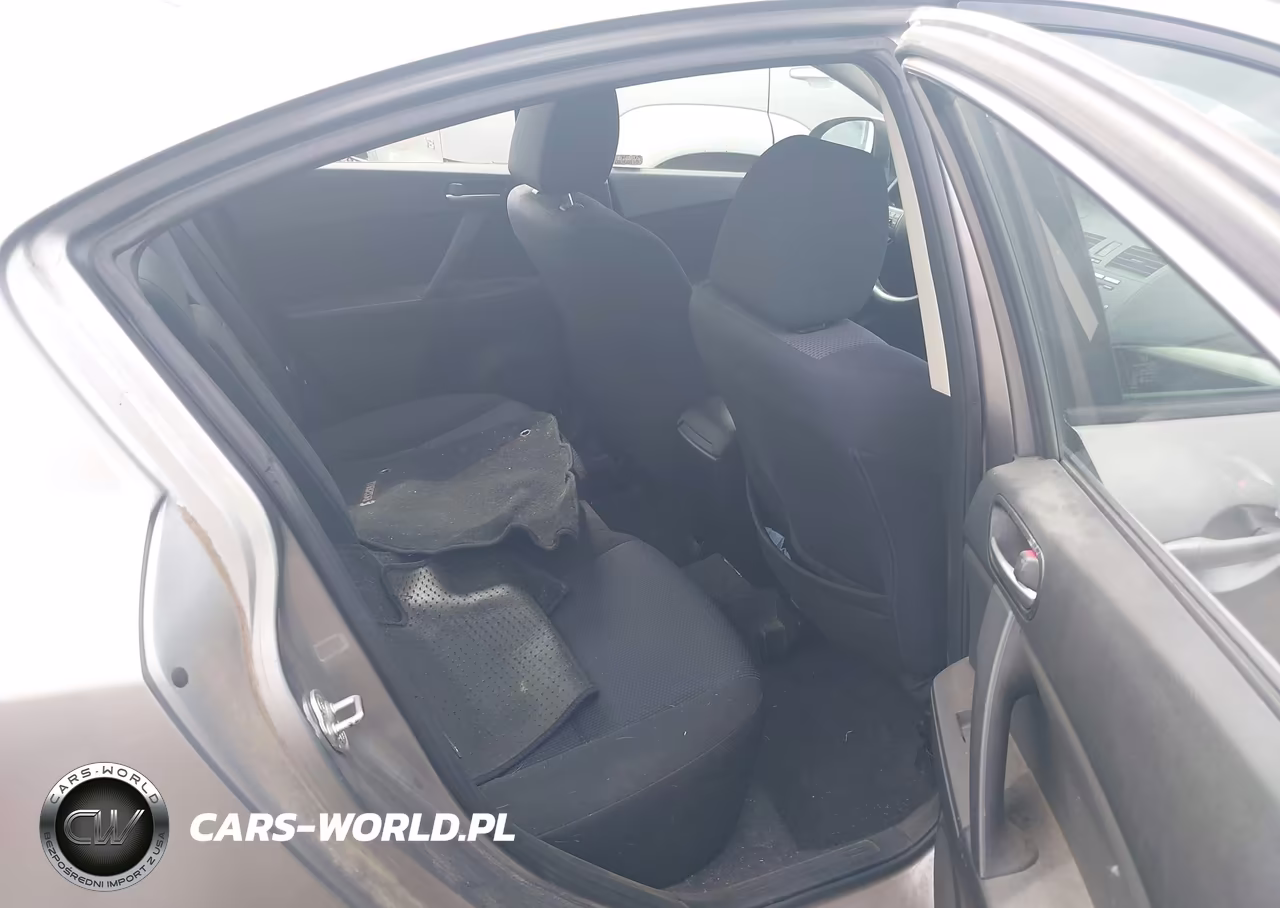 2010 Mazda Mazda3 I Touring VIN:JM1BL1SG2A1247743 - 8
