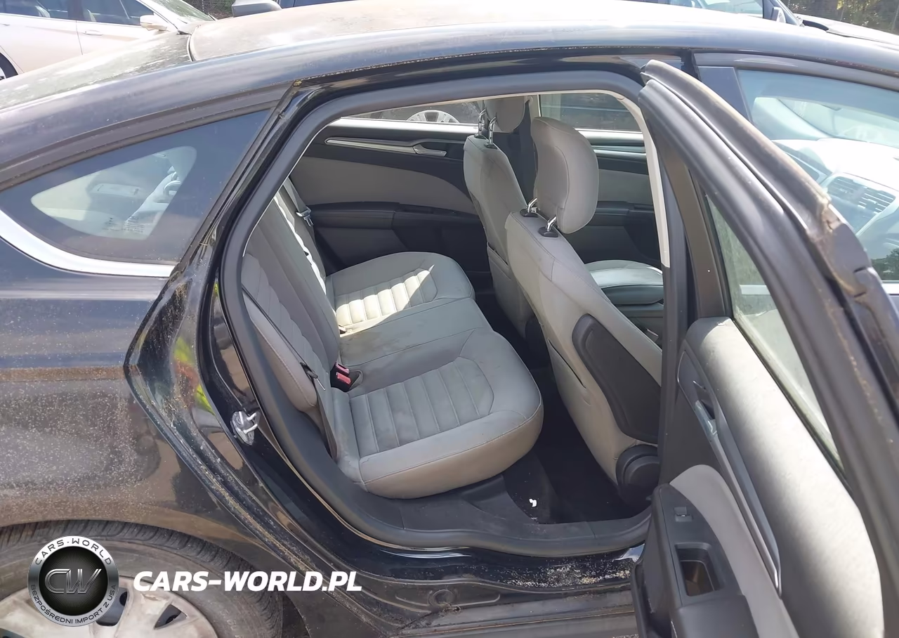 2014 Ford Fusion S VIN:1FA6P0G72E5376563 - 8