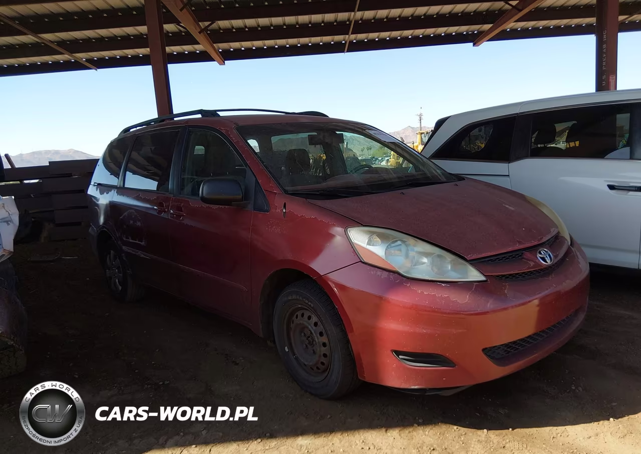 2010 Toyota Sienna Le