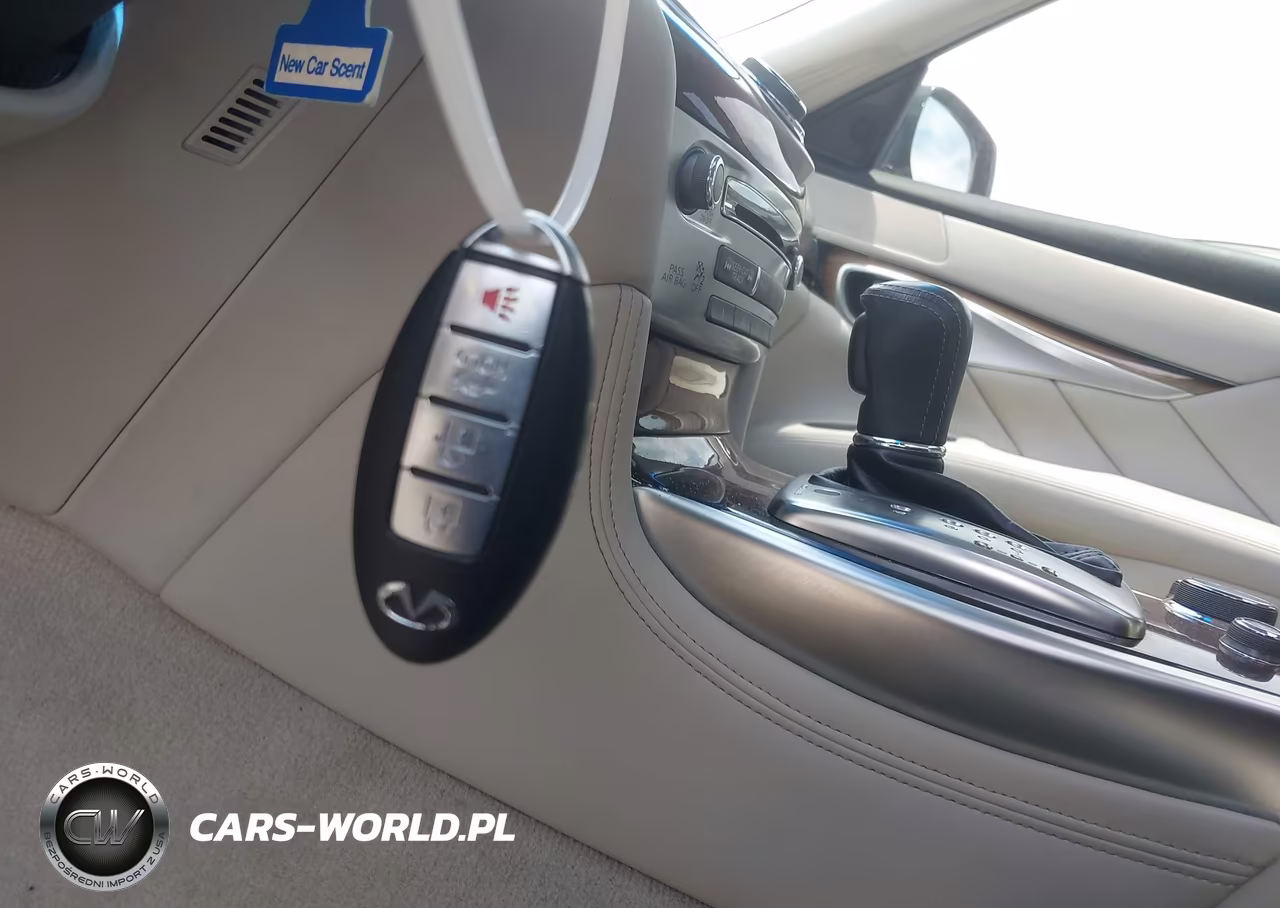 2015 Infiniti Q70L 3.7 VIN:JN1BY1PP8FM600148 - 11