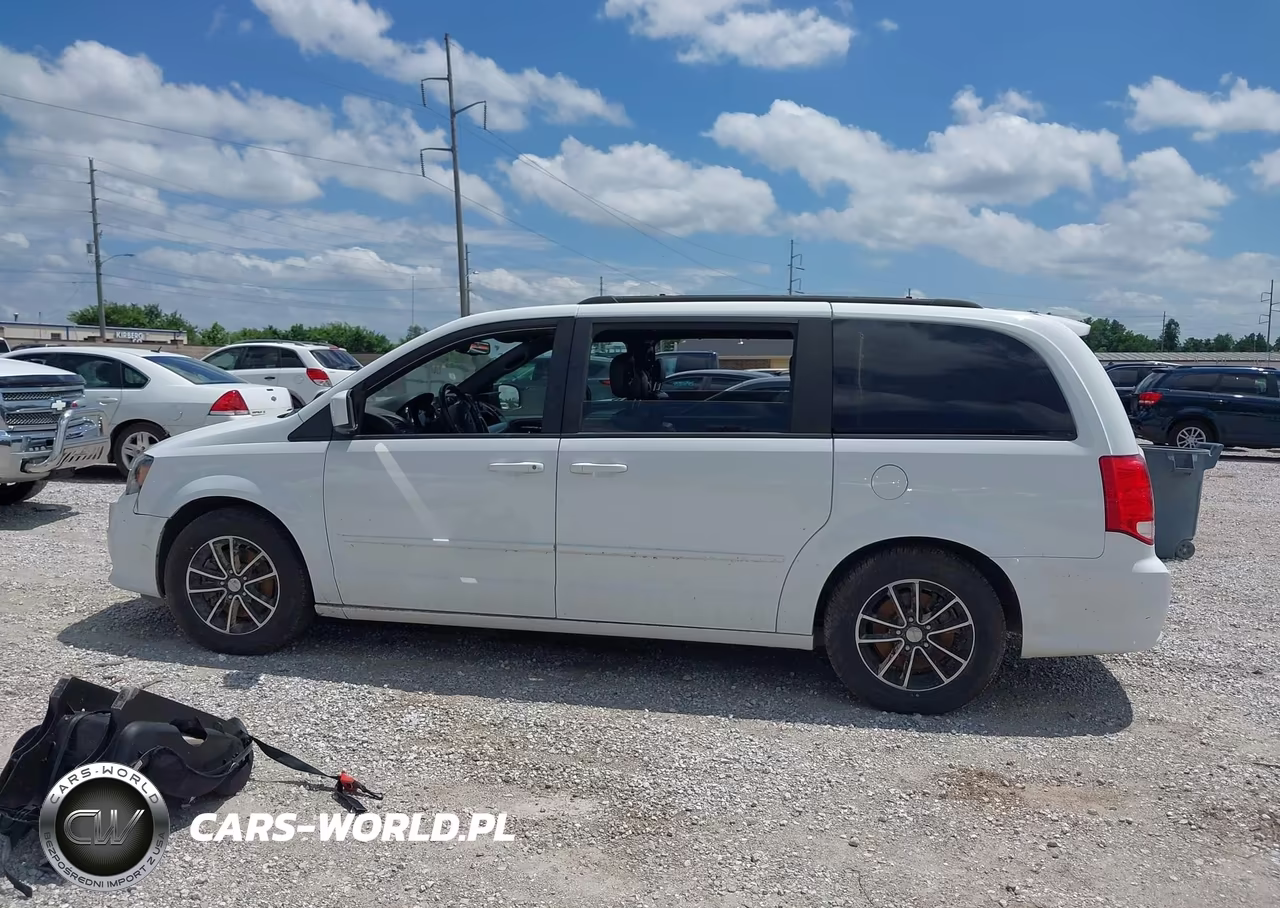 2017 Dodge Grand Caravan Gt VIN:2C4RDGEG8HR732016 - 14