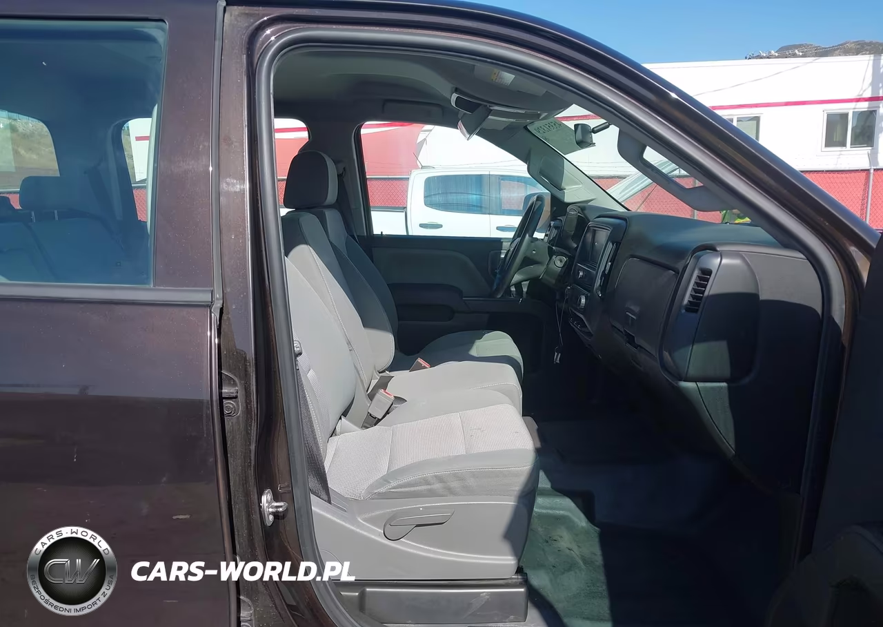 2018 Chevrolet Silverado 2500Hd Work Truck VIN:1GC1CUEG3JF234379 - 5