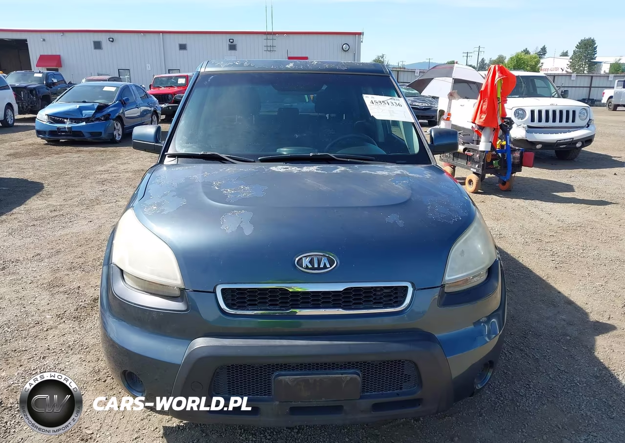 2011 Kia Soul + VIN:KNDJT2A25B7284775 - 12