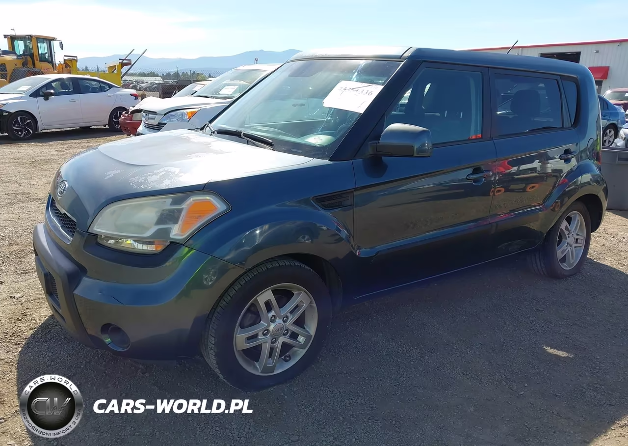 2011 Kia Soul + VIN:KNDJT2A25B7284775 - 2
