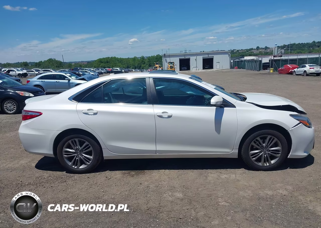 2017 Toyota Camry Se VIN:4T1BF1FK7HU380136 - 13