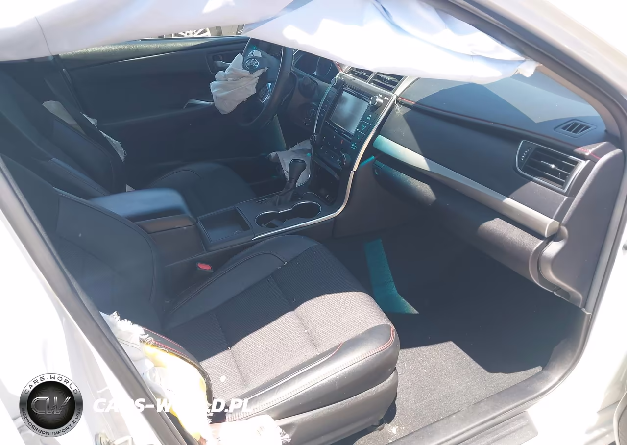 2017 Toyota Camry Se VIN:4T1BF1FK7HU380136 - 5