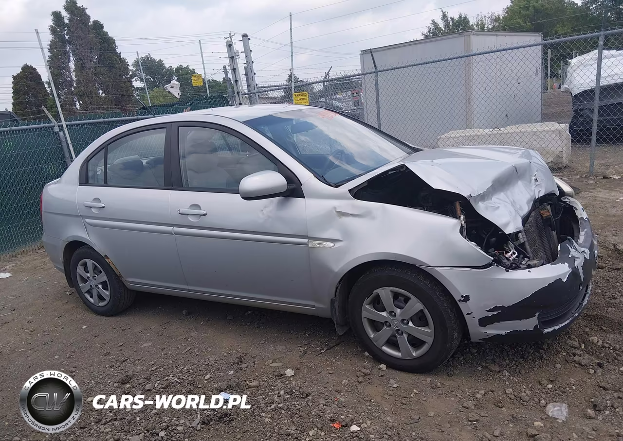 2010 Hyundai Accent Gls VIN:KMHCN4AC8AU504848 - 13